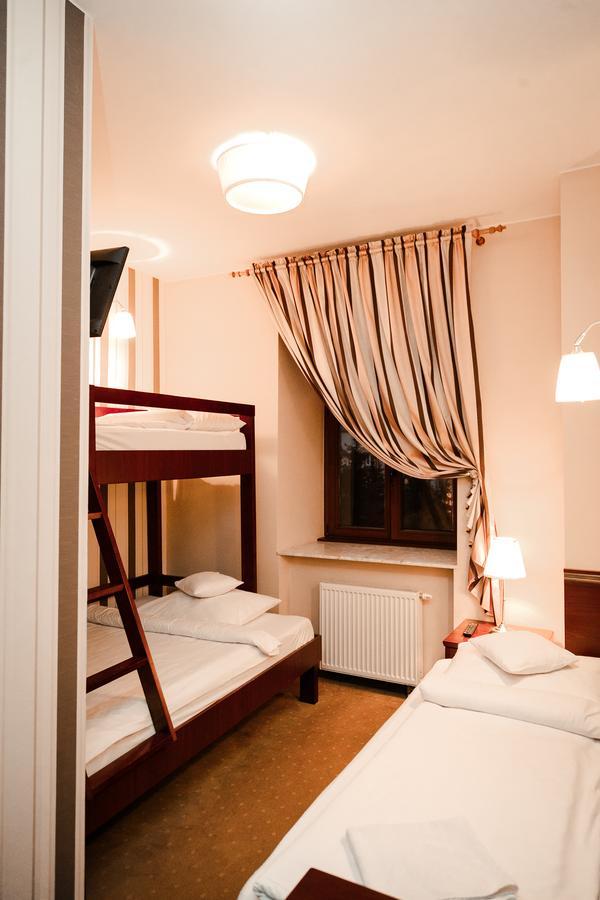 Rynek 6 Retro Pub & Hostel Радом Екстериор снимка
