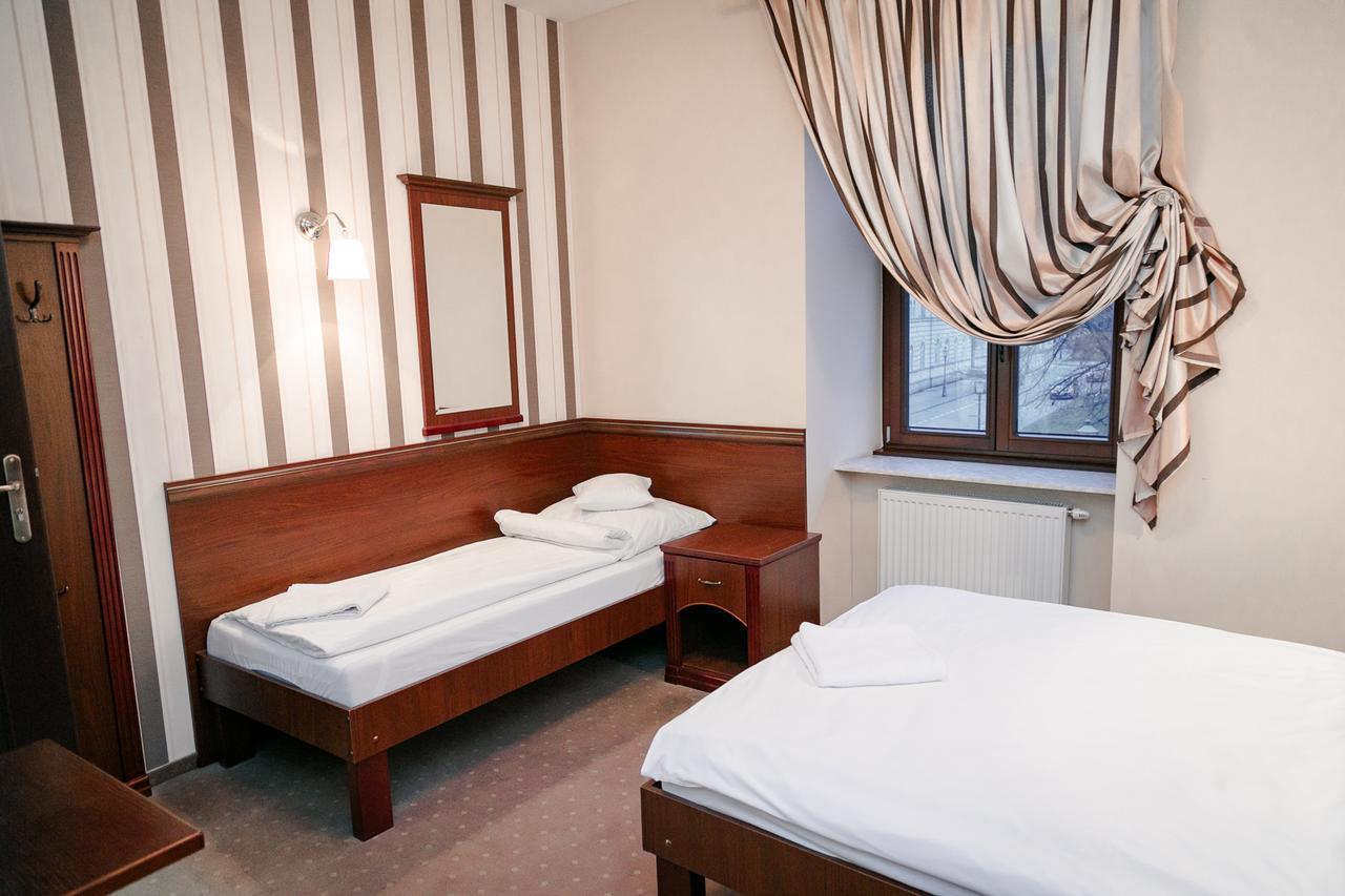 Rynek 6 Retro Pub & Hostel Радом Екстериор снимка